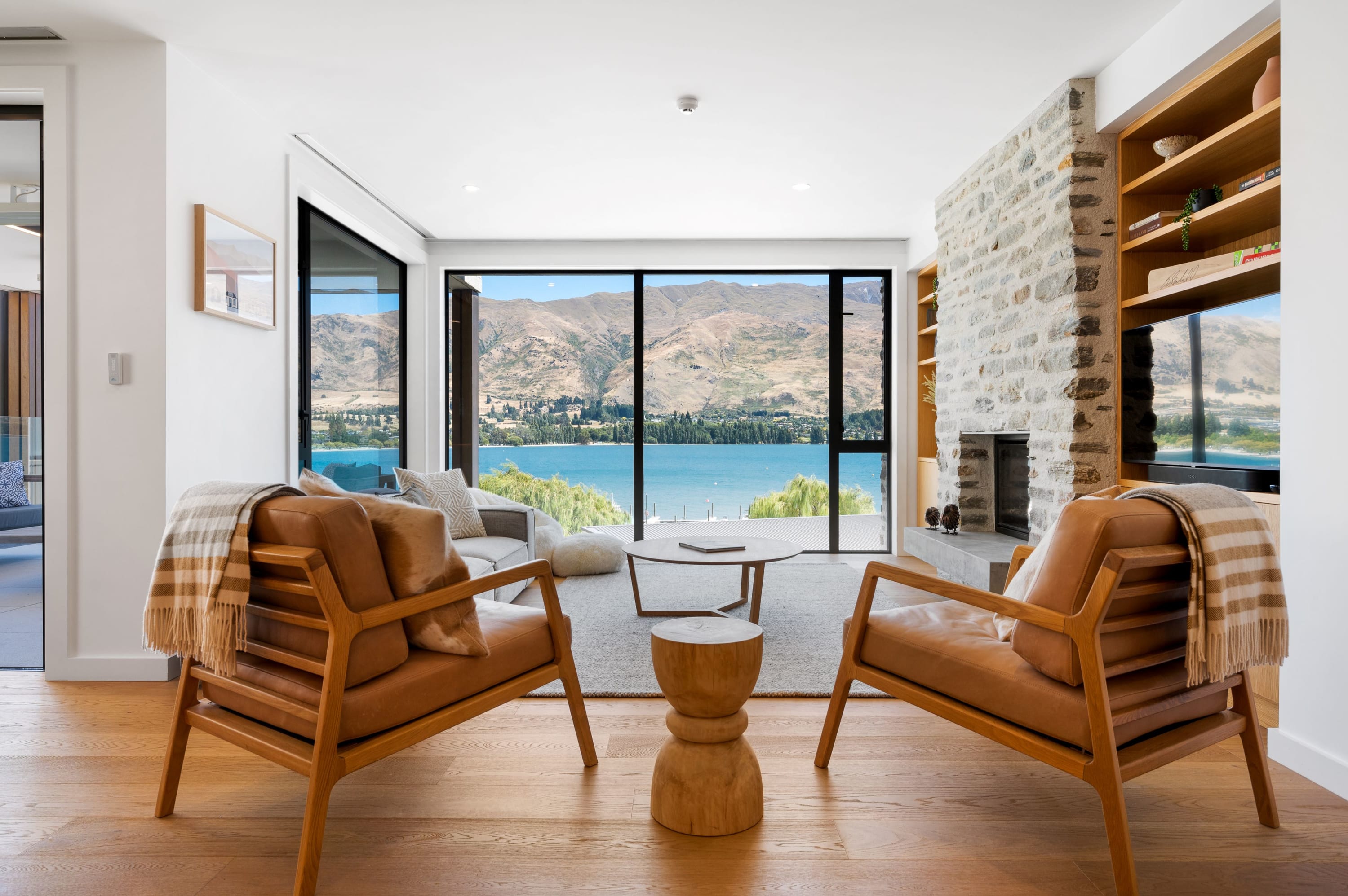 Lakeview Luxury Vista — BCR Luxe Black Wanaka